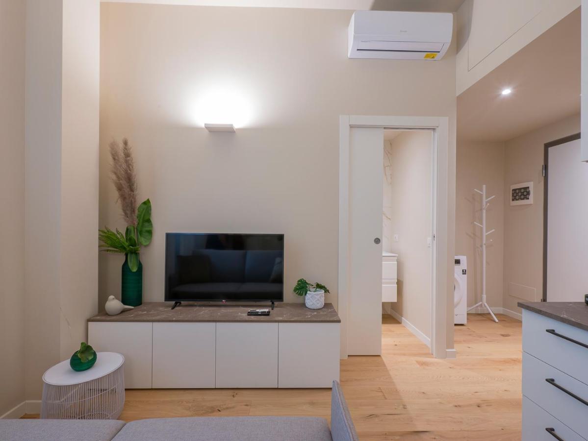 I Host Apartment - Ranzoni 1 Milano Dış mekan fotoğraf